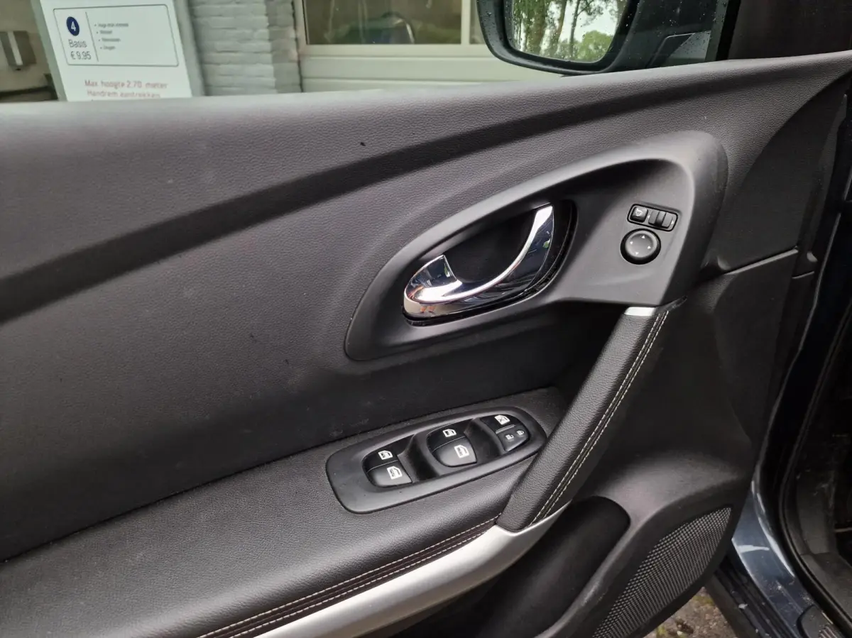 Kadjar TCe Intens|Automaat|Clima|Cruise|Camera|Trekhaak|PDC|Navi|