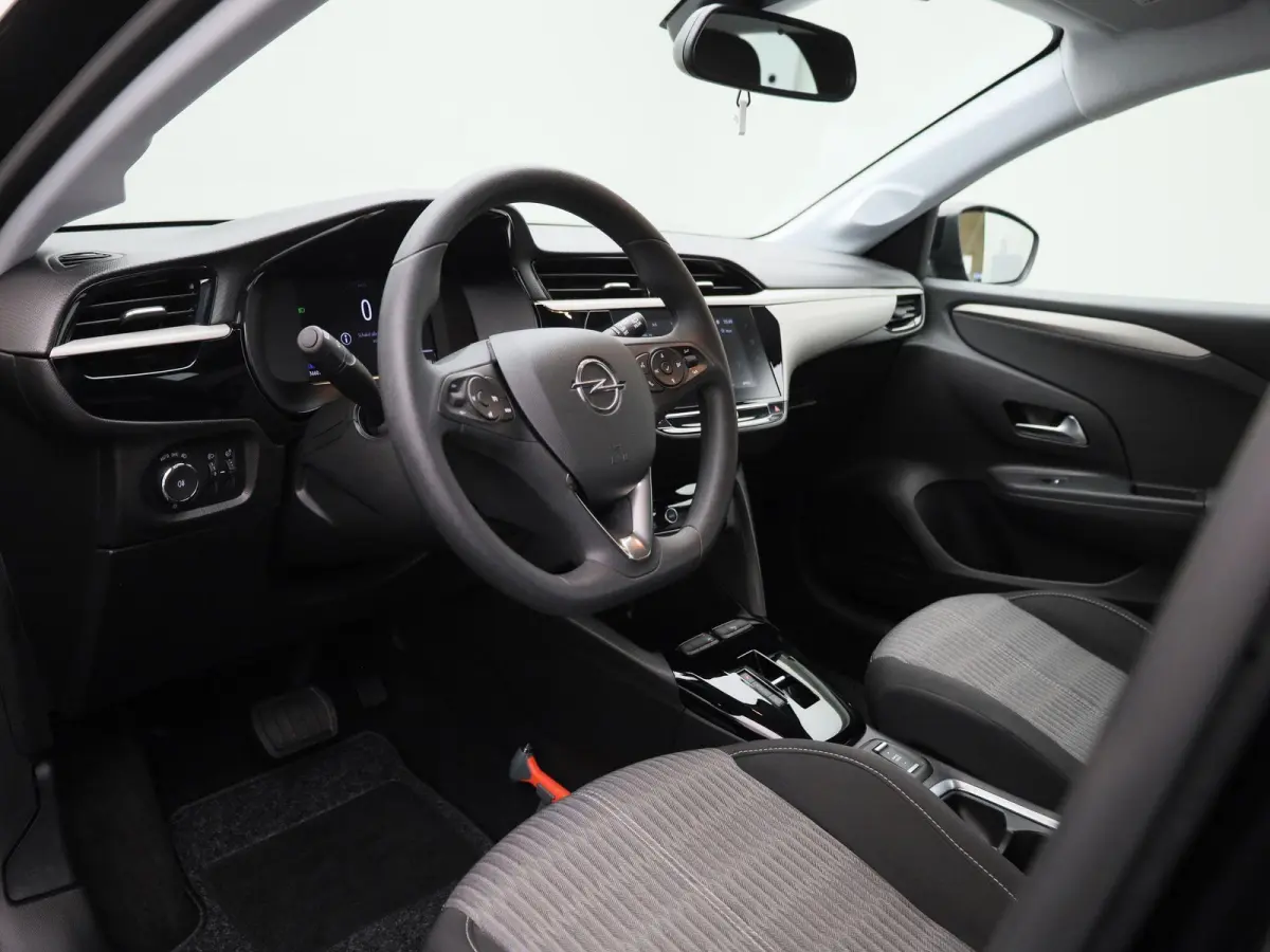 Edition 50 kWh | WORDT VERWACHT | ACHTERUITRIJCAMERA | APPLE CARPLAY | ANDROID AUTO | CLIMATE CONTROL | CRUISE CONTROL |