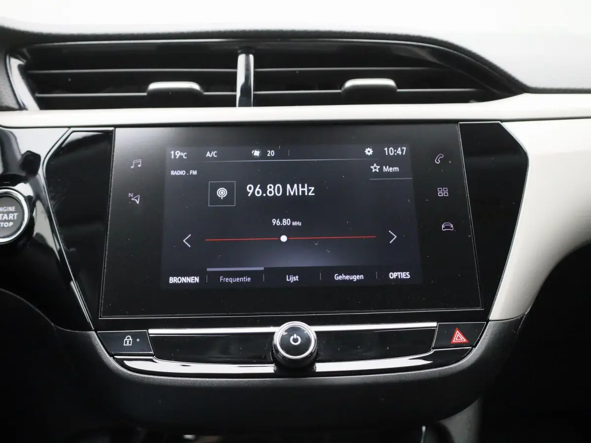 Edition 50 kWh | WORDT VERWACHT | ACHTERUITRIJCAMERA | APPLE CARPLAY | ANDROID AUTO | CLIMATE CONTROL | CRUISE CONTROL |