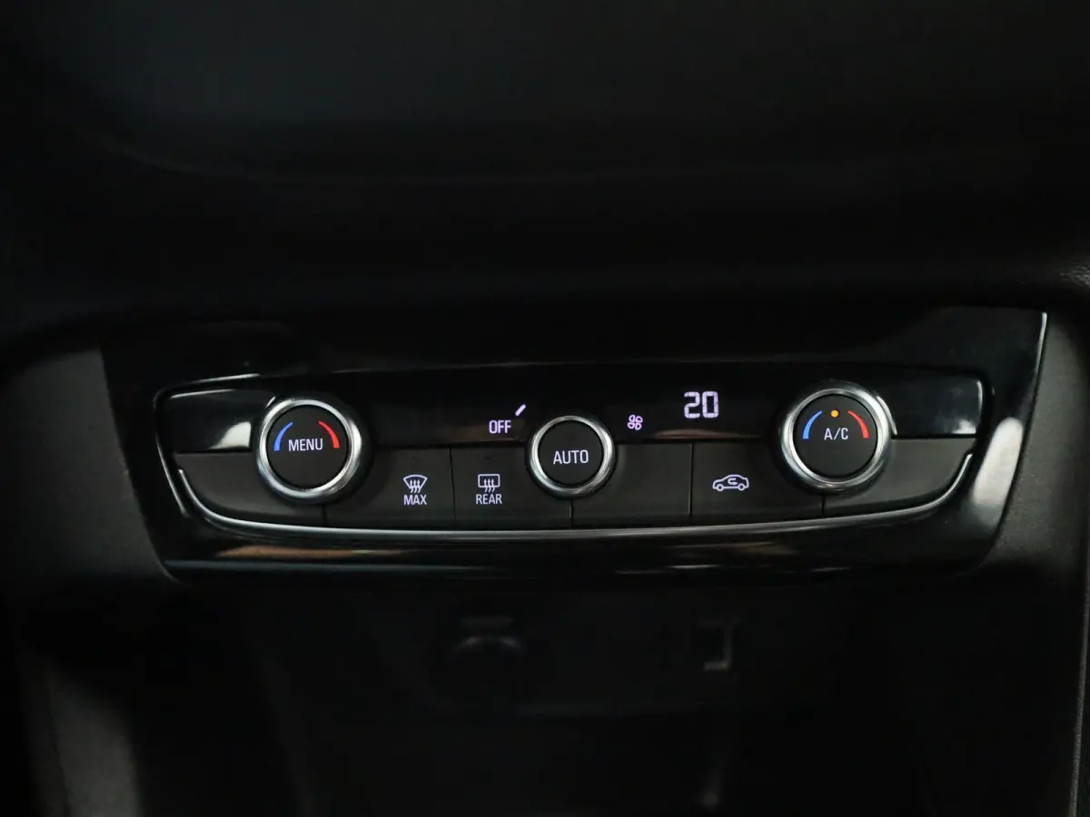 Edition 50 kWh | WORDT VERWACHT | ACHTERUITRIJCAMERA | APPLE CARPLAY | ANDROID AUTO | CLIMATE CONTROL | CRUISE CONTROL |