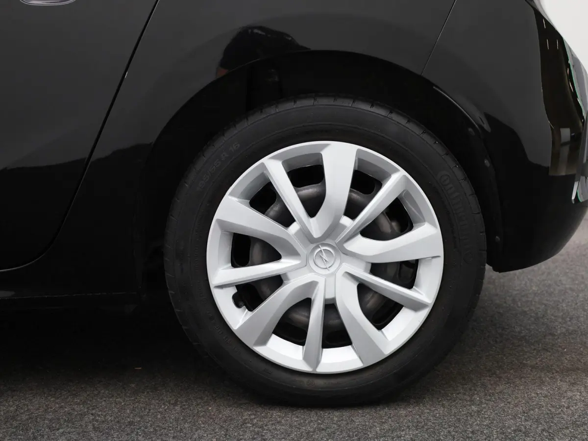 Edition 50 kWh | WORDT VERWACHT | ACHTERUITRIJCAMERA | APPLE CARPLAY | ANDROID AUTO | CLIMATE CONTROL | CRUISE CONTROL |
