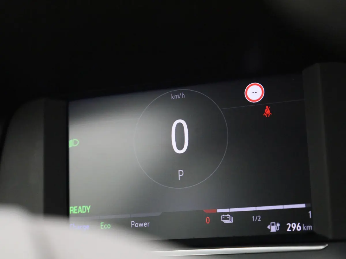 Edition 50 kWh | WORDT VERWACHT | ACHTERUITRIJCAMERA | APPLE CARPLAY | ANDROID AUTO | CLIMATE CONTROL | CRUISE CONTROL |