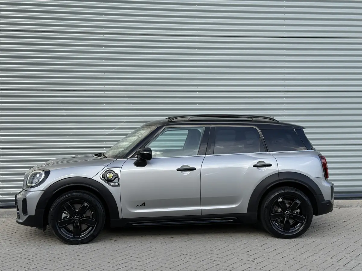 1.5 Cooper ALL Leder/Camera/Apple