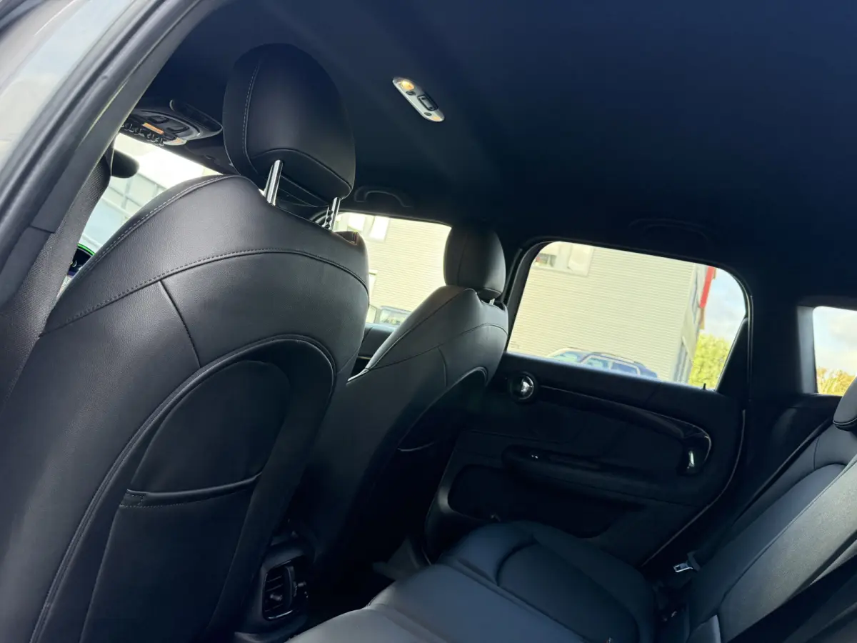 1.5 Cooper ALL Leder/Camera/Apple
