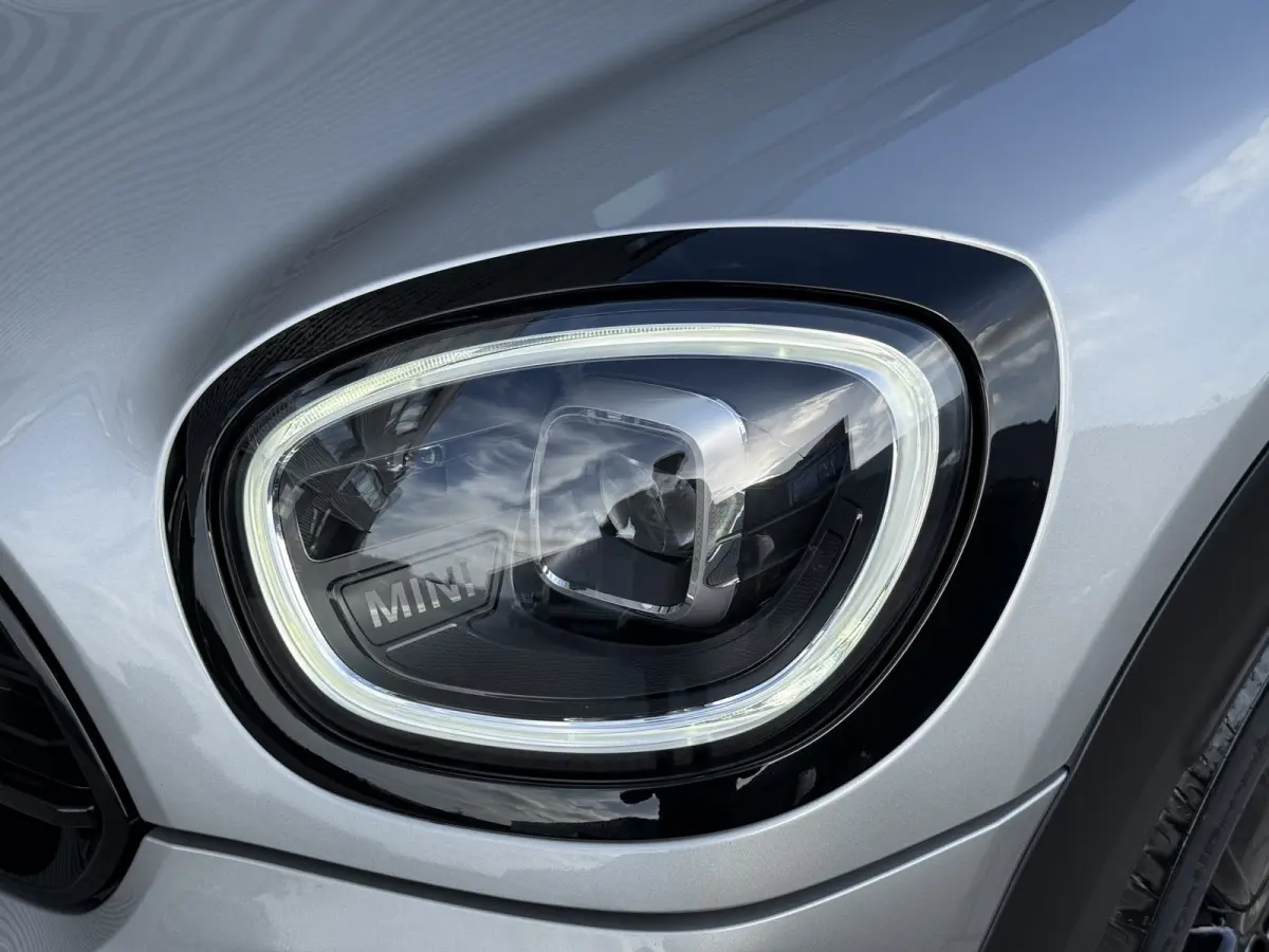 1.5 Cooper ALL Leder/Camera/Apple