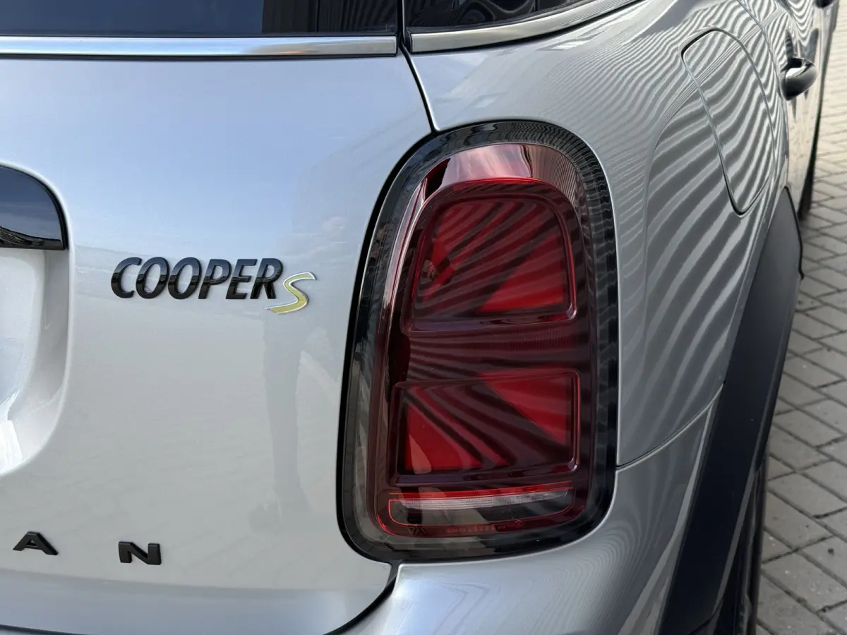 1.5 Cooper ALL Leder/Camera/Apple