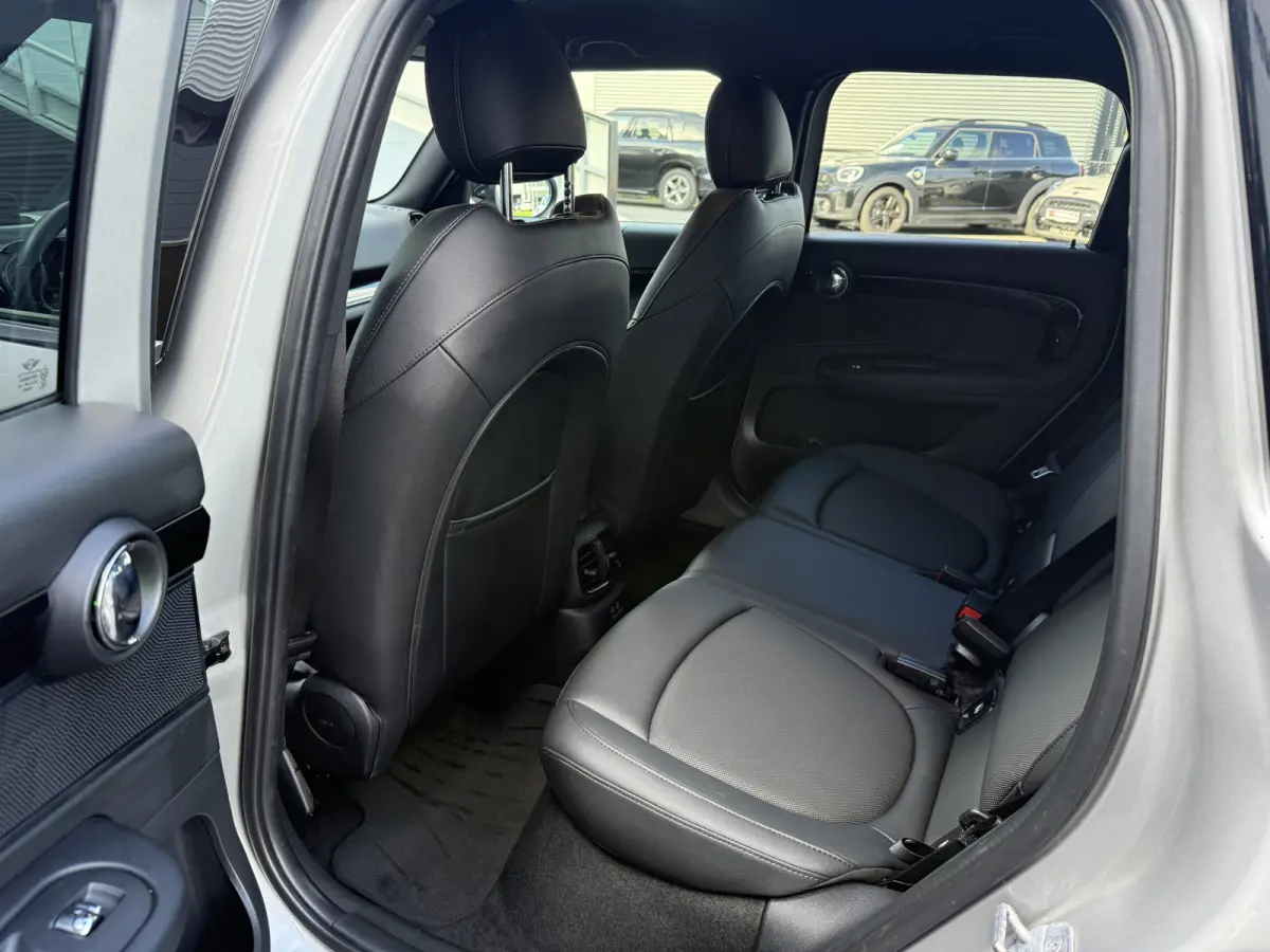 1.5 Cooper ALL Leder/Camera/Apple