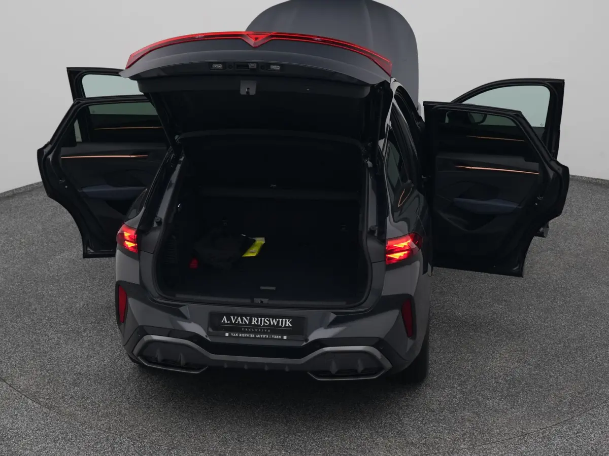 1.5 TSI e-Hybrid Business | PANO | CAMERA | ADAPTIVE | STOEL- EN STUURVERW. | TREKHAAK