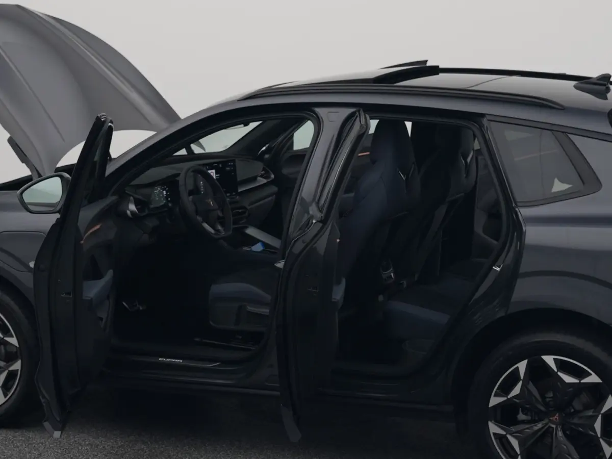 1.5 TSI e-Hybrid Business | PANO | CAMERA | ADAPTIVE | STOEL- EN STUURVERW. | TREKHAAK