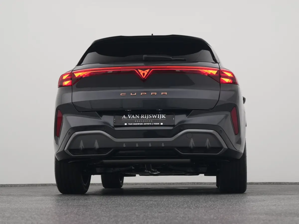 1.5 TSI e-Hybrid Business | PANO | CAMERA | ADAPTIVE | STOEL- EN STUURVERW. | TREKHAAK