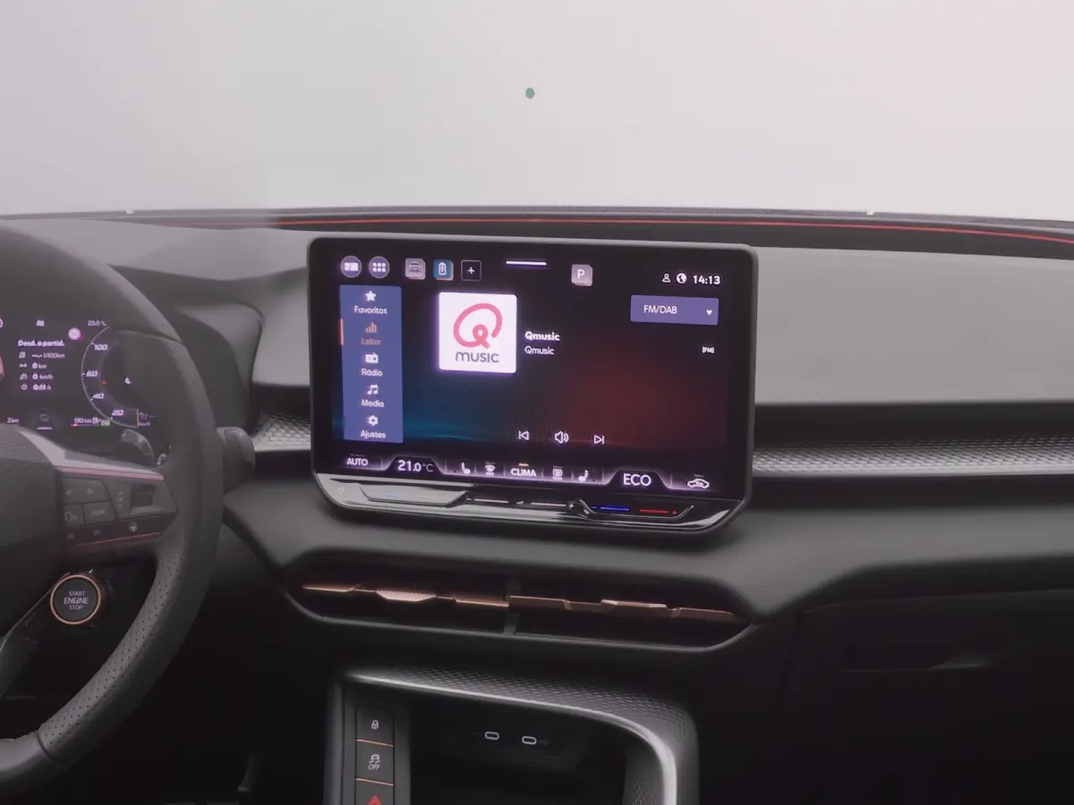 1.5 TSI e-Hybrid Business | PANO | CAMERA | ADAPTIVE | STOEL- EN STUURVERW. | TREKHAAK