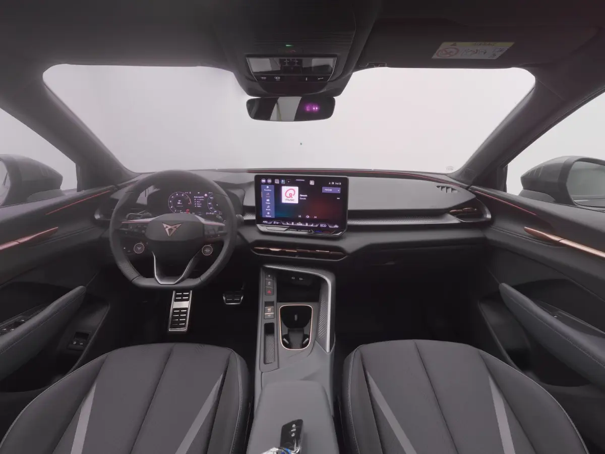 1.5 TSI e-Hybrid Business | PANO | CAMERA | ADAPTIVE | STOEL- EN STUURVERW. | TREKHAAK