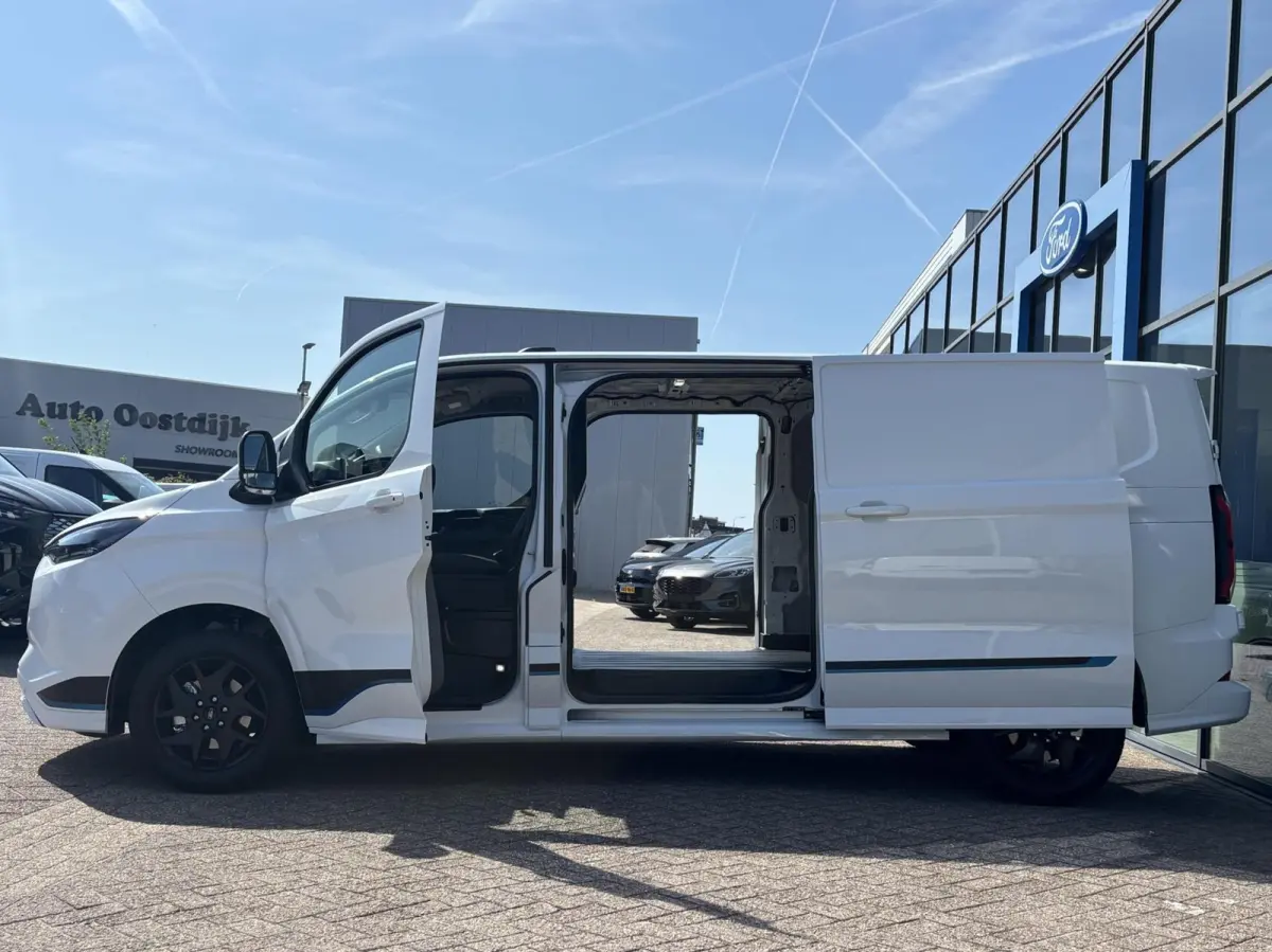 340 L2H1 Sport 71 kWh 218PK 2x Schuifdeur 2300KG Trekgewicht Carplay Navi Cruise Stuurverwarming Stoelverwarming *Nieuw*