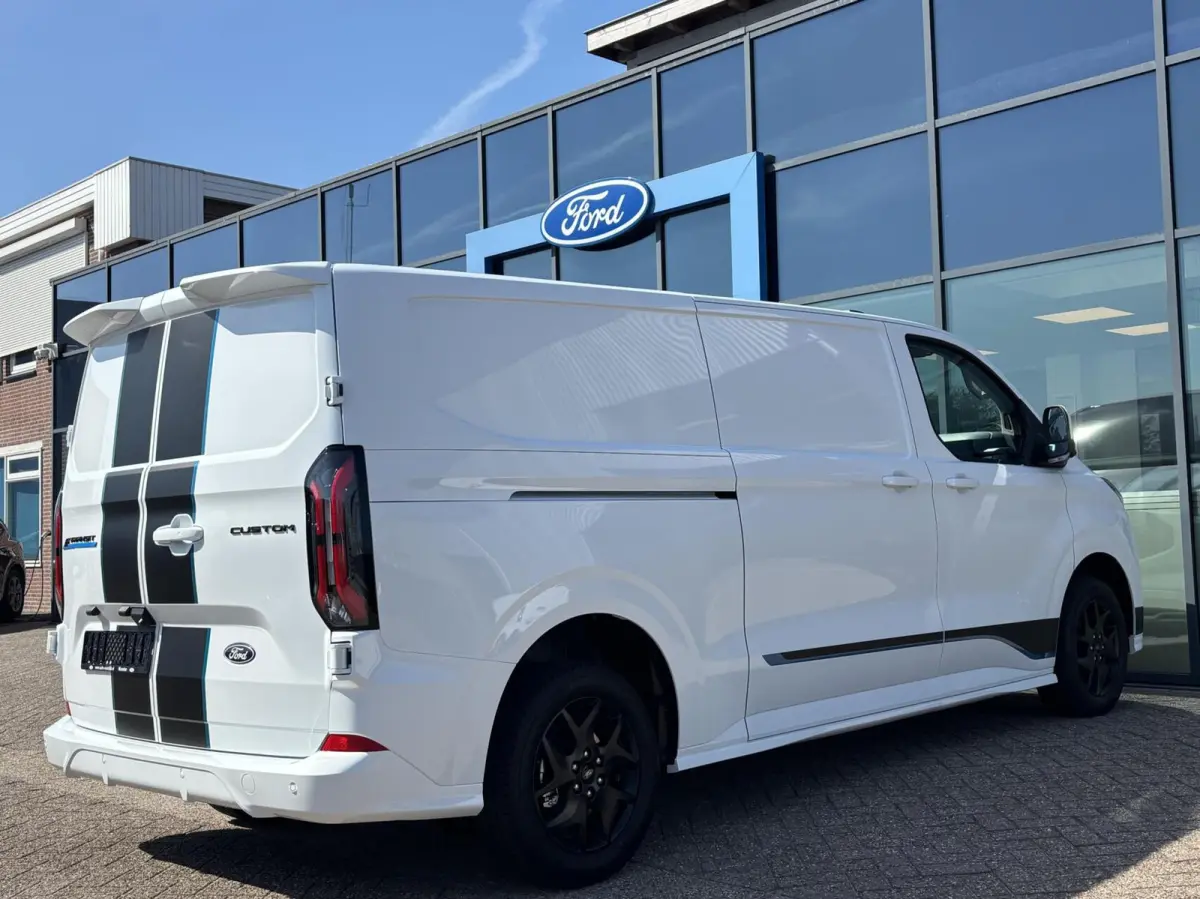 340 L2H1 Sport 71 kWh 218PK 2x Schuifdeur 2300KG Trekgewicht Carplay Navi Cruise Stuurverwarming Stoelverwarming *Nieuw*