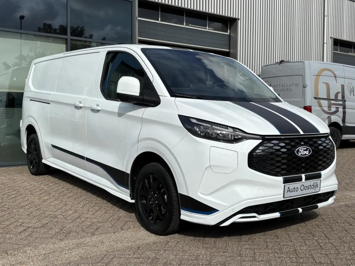 340 L2H1 Sport 71 kWh 218PK 2x Schuifdeur 2300KG Trekgewicht Carplay Navi Cruise Stuurverwarming Stoelverwarming *Nieuw*