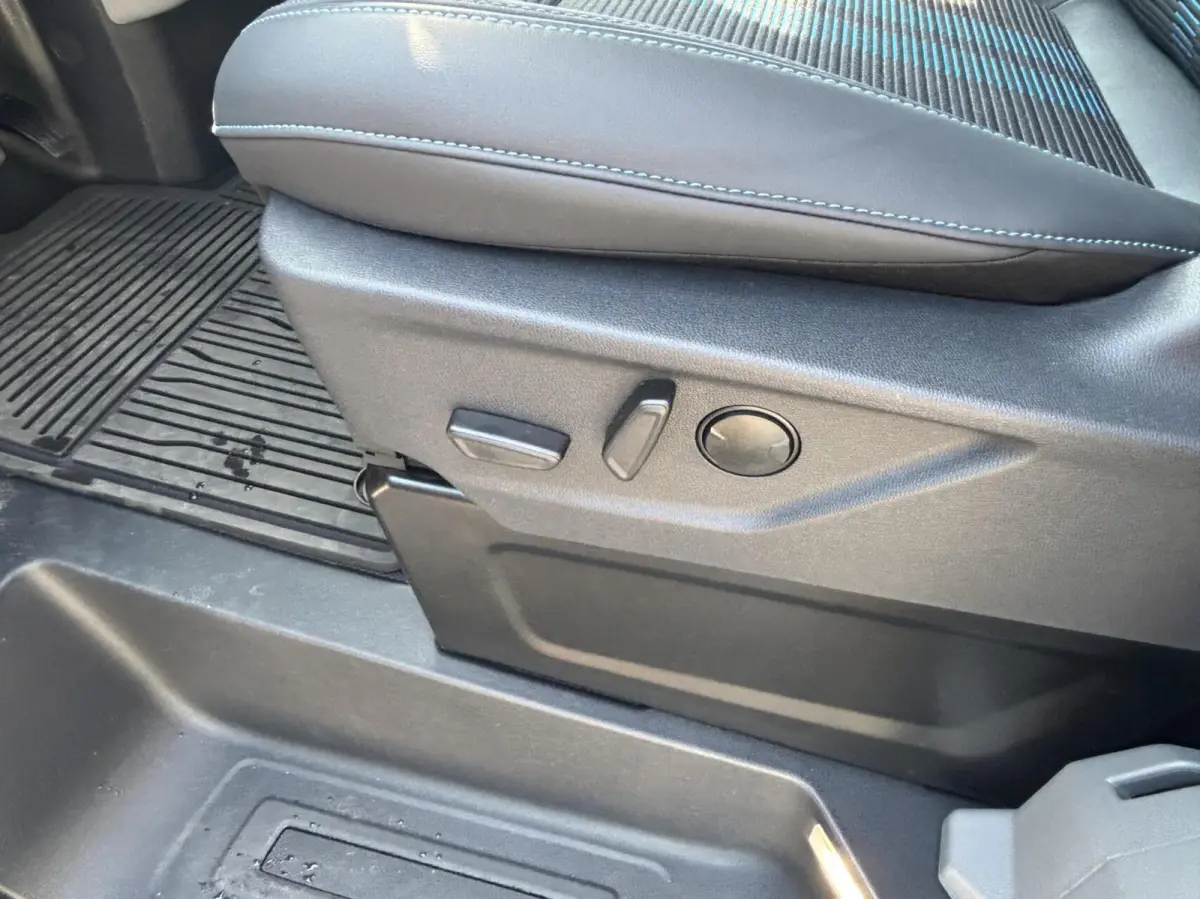 340 L2H1 Sport 71 kWh 218PK 2x Schuifdeur 2300KG Trekgewicht Carplay Navi Cruise Stuurverwarming Stoelverwarming *Nieuw*