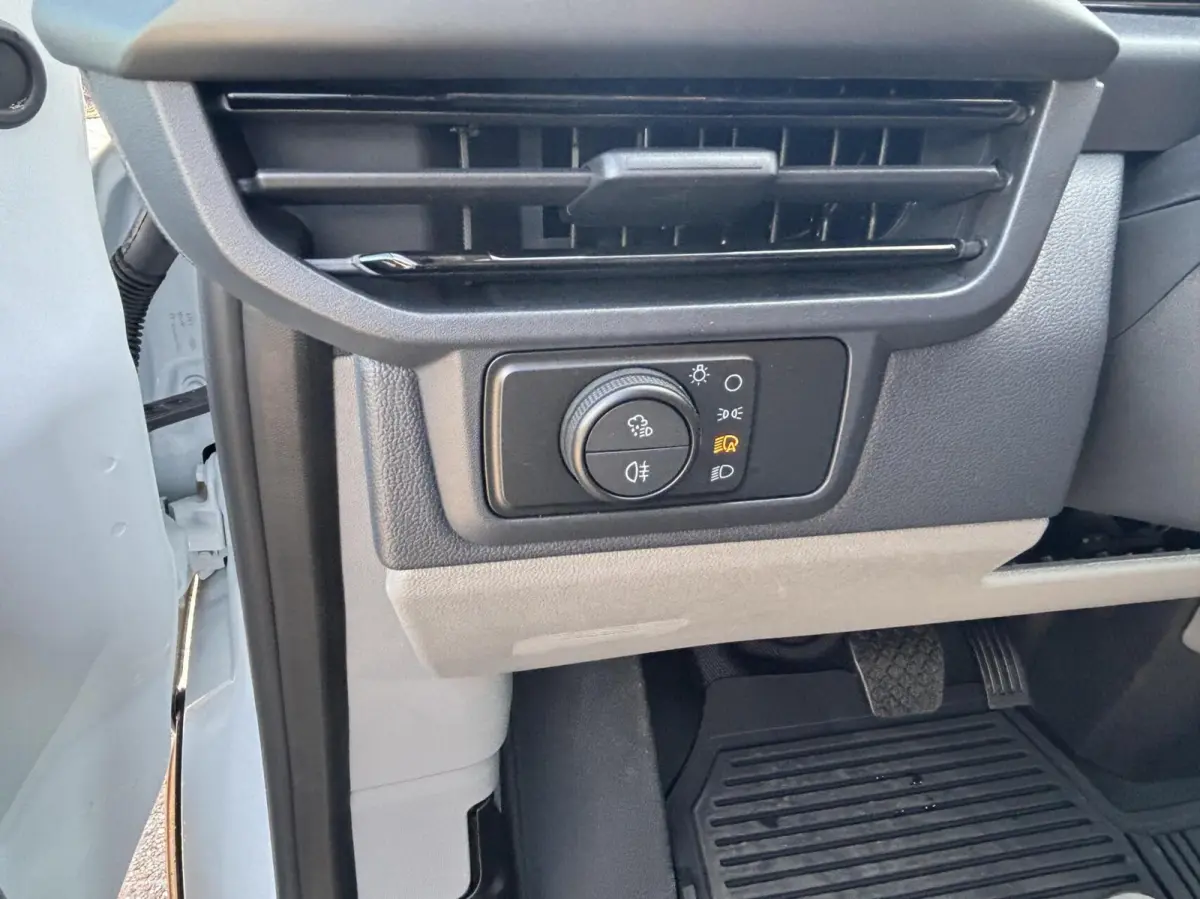 340 L2H1 Sport 71 kWh 218PK 2x Schuifdeur 2300KG Trekgewicht Carplay Navi Cruise Stuurverwarming Stoelverwarming *Nieuw*