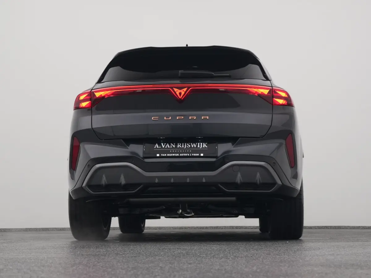 1.5 TSI e-Hybrid Business | PANO | CAMERA | ADAPTIVE | STOEL- EN STUURVERW. | TREKHAAK