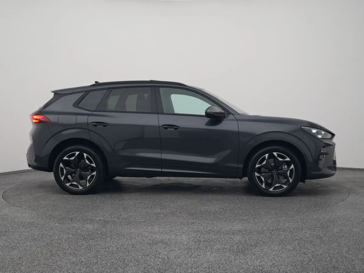 1.5 TSI e-Hybrid Business | PANO | CAMERA | ADAPTIVE | STOEL- EN STUURVERW. | TREKHAAK