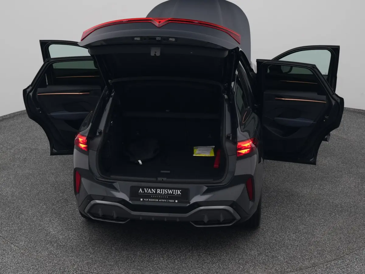 1.5 TSI e-Hybrid Business | PANO | CAMERA | ADAPTIVE | STOEL- EN STUURVERW. | TREKHAAK