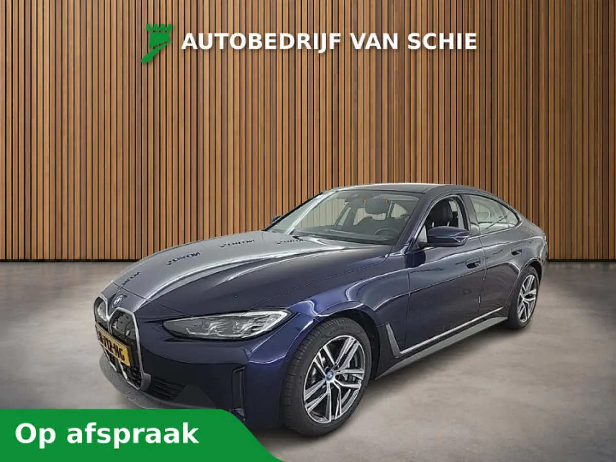eDrive40 84 kWh 3-Fase 1e-Eig. & Dealer-Onderh. BOVAG-Garantie. NL-Auto.