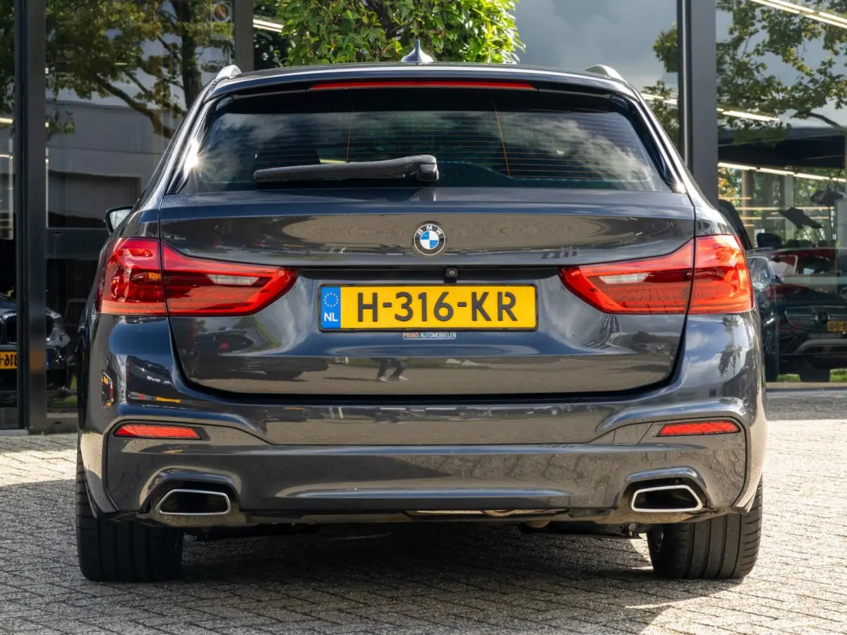 520i M-Sport, NLauto, Headup, Trekhaak, Keyless