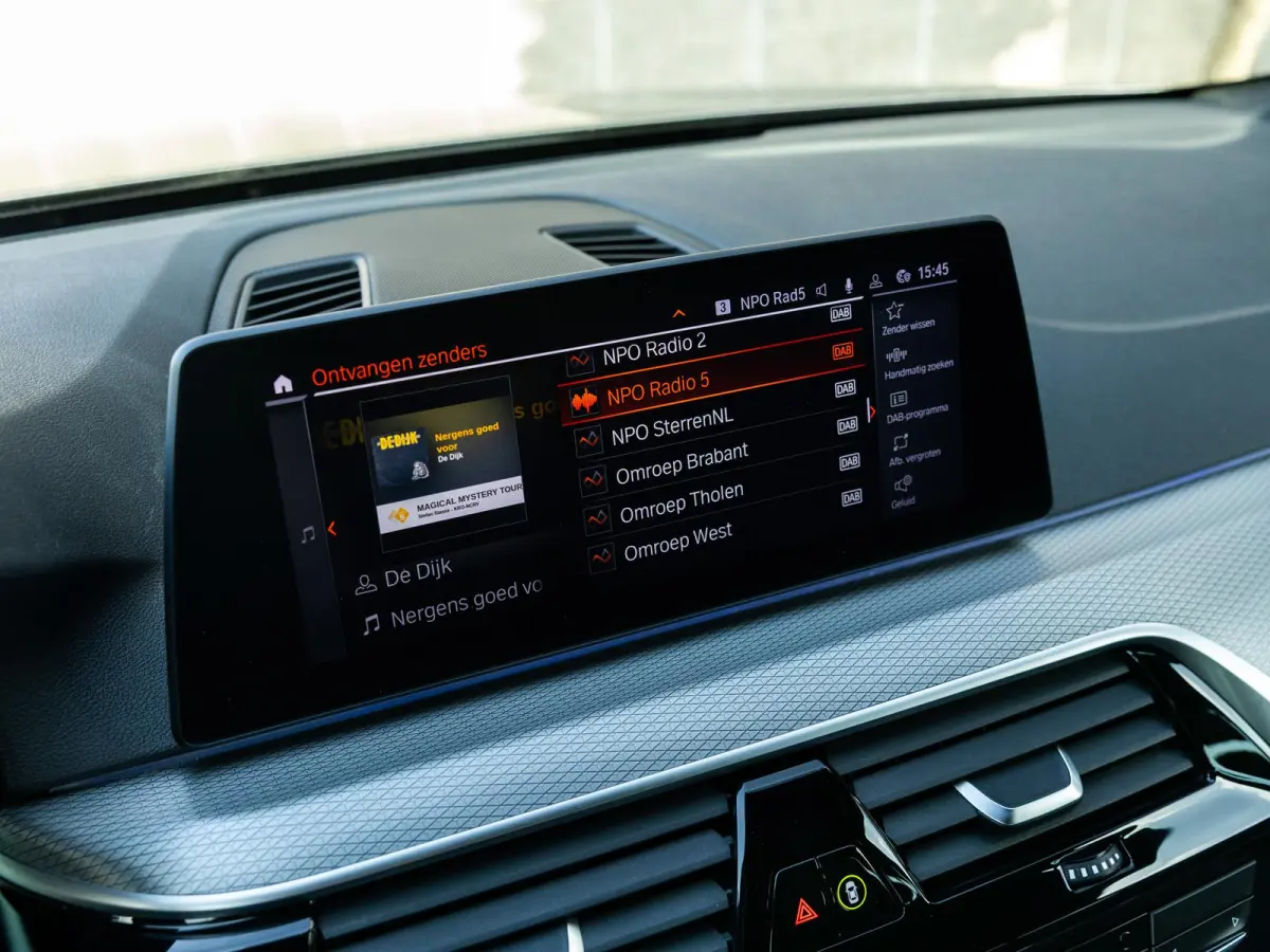 520i M-Sport, NLauto, Headup, Trekhaak, Keyless