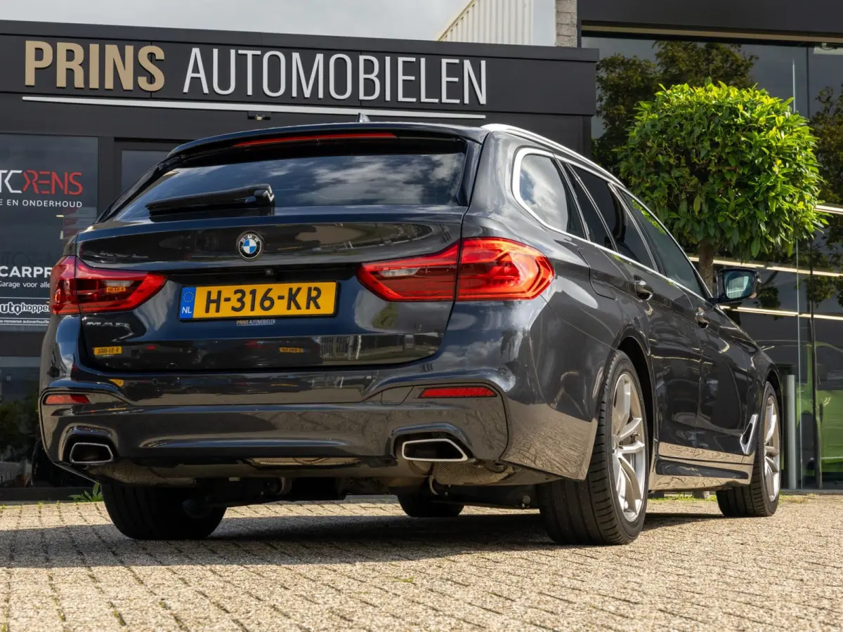 520i M-Sport, NLauto, Headup, Trekhaak, Keyless