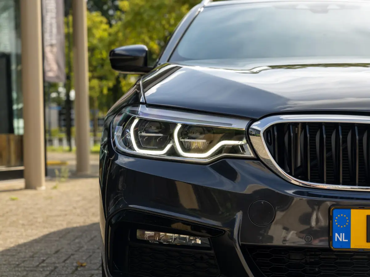 520i M-Sport, NLauto, Headup, Trekhaak, Keyless