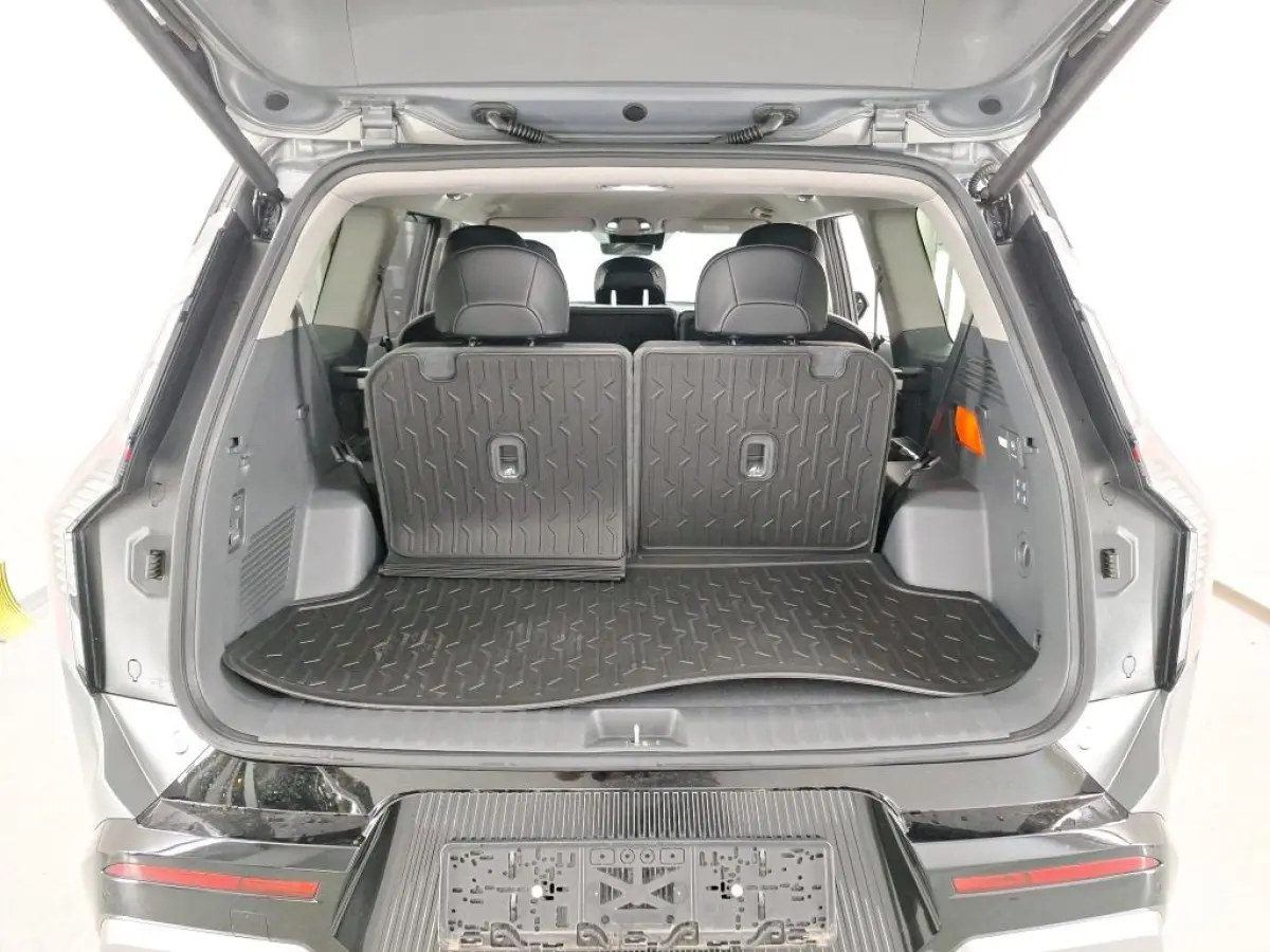 Air 99.8 kWh SOH 100% | VOL LEER | MEMORY | 7-PERS
