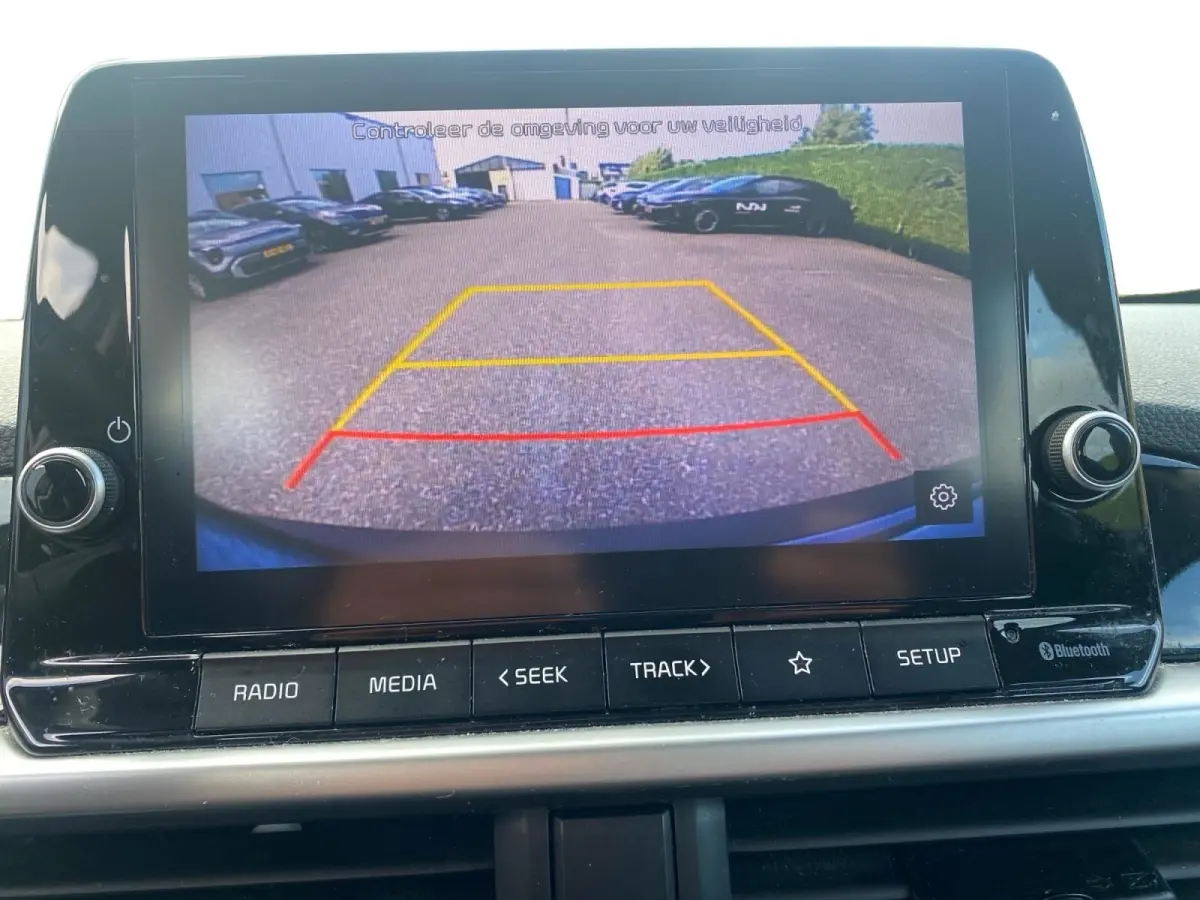1.0 DPi DynamicLine | Airco | Parkeercamera | 15 inch LM-velgen | AppleCarPlay Android auto | Bluetooth | Cruise control |