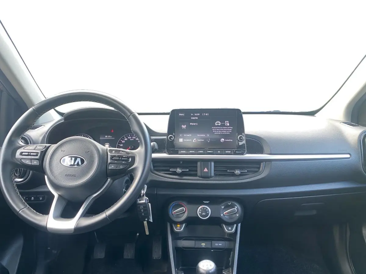 1.0 DPi DynamicLine | Airco | Parkeercamera | 15 inch LM-velgen | AppleCarPlay Android auto | Bluetooth | Cruise control |