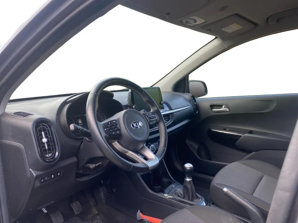 1.0 DPi DynamicLine | Airco | Parkeercamera | 15 inch LM-velgen | AppleCarPlay Android auto | Bluetooth | Cruise control |