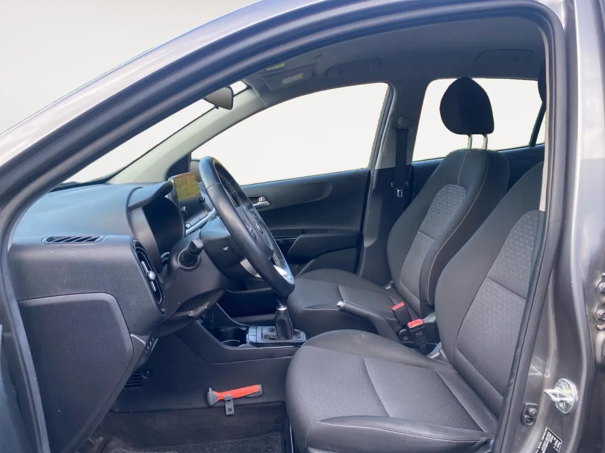 1.0 DPi DynamicLine | Airco | Parkeercamera | 15 inch LM-velgen | AppleCarPlay Android auto | Bluetooth | Cruise control |