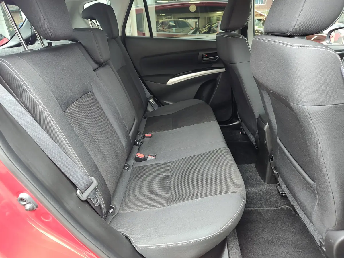 1.0 BOOSTERJET EXCLUSIVE Navi | Stoelverwarming | Keyless