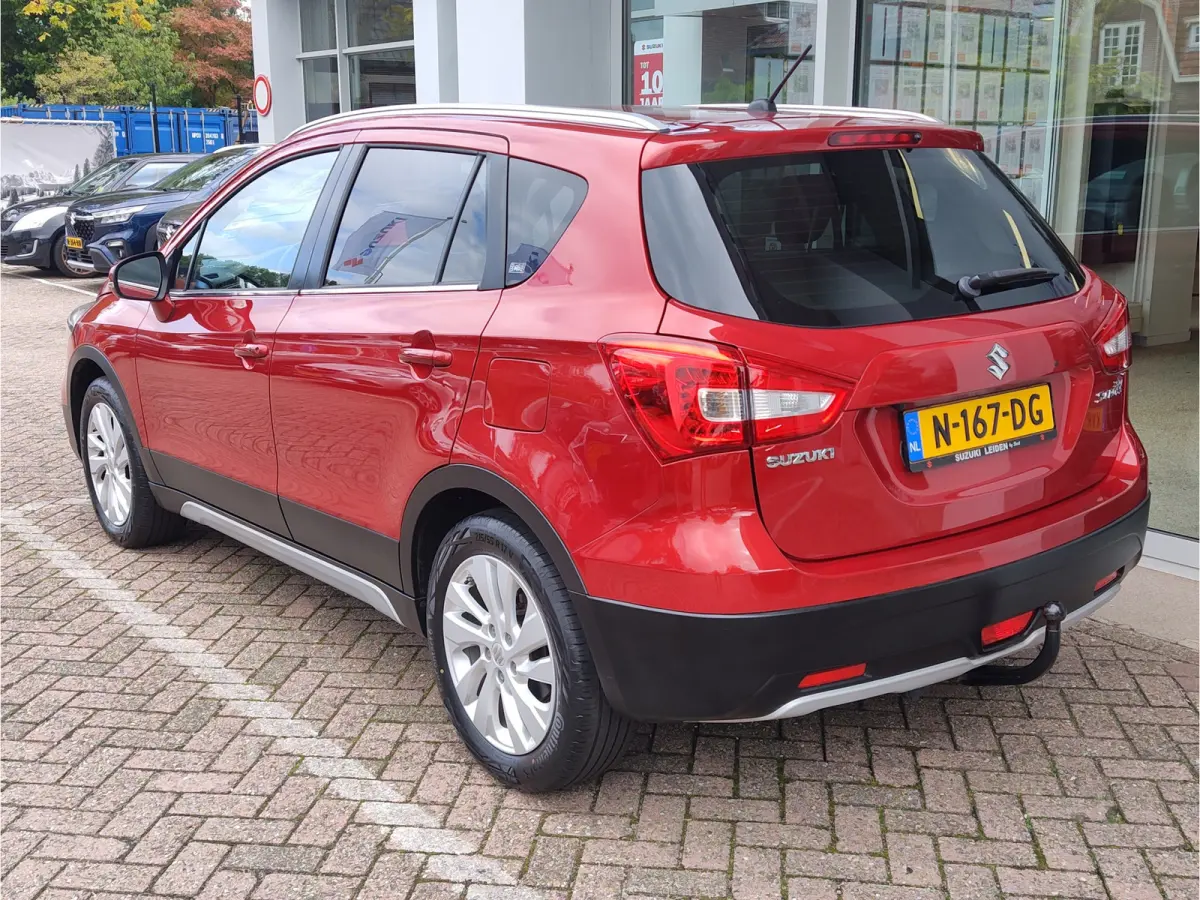 1.0 BOOSTERJET EXCLUSIVE Navi | Stoelverwarming | Keyless