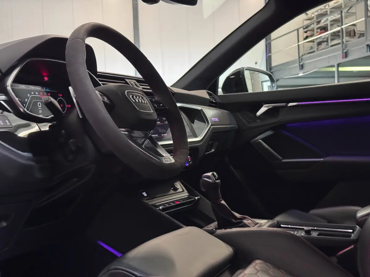 RSQ3 | SONOS | 360 CAM | ALCANTARA