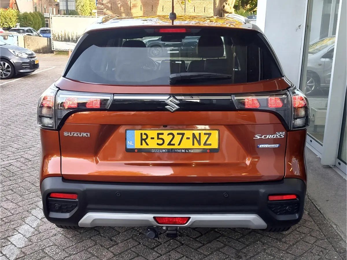 1.4 BOOSTERJET STYLE SMART HYBRID AUT. 360 Camera | Trekhaak 13p. | Dodehoeksensoren
