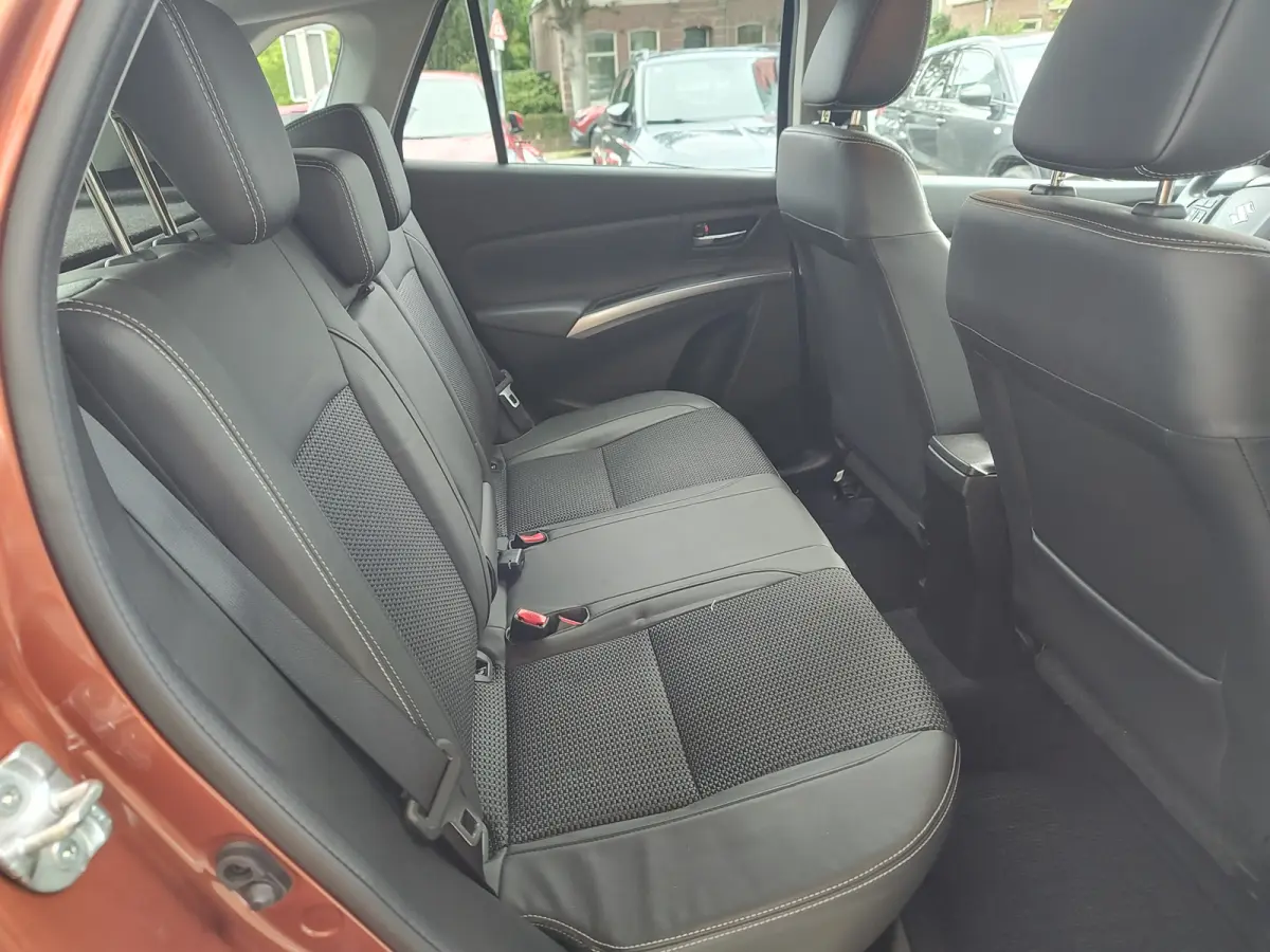 1.4 BOOSTERJET STYLE SMART HYBRID Automaat 360 Camera | Adaptive Cruise | Dodehoeksensoren
