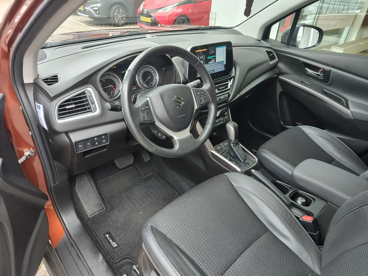 1.4 BOOSTERJET STYLE SMART HYBRID Automaat 360 Camera | Adaptive Cruise | Dodehoeksensoren