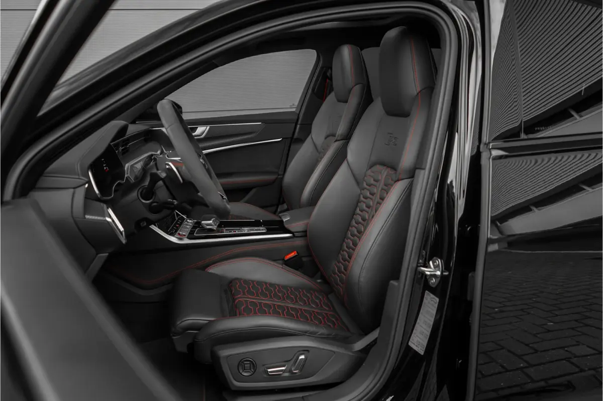 4.0 TFSI Quattro Pano RS Dynamic Plus B&O 360° Stoelvent 22"