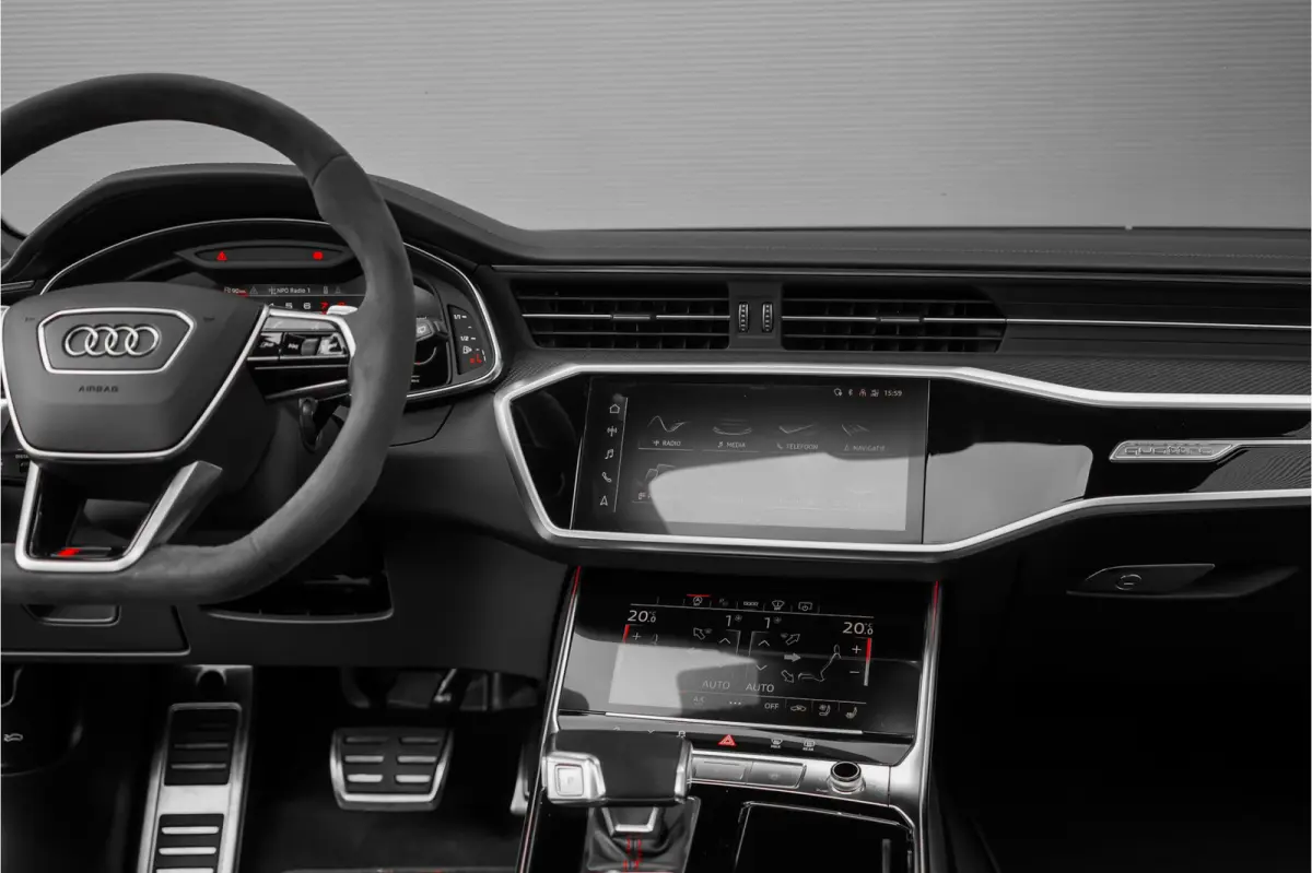 4.0 TFSI Quattro Pano RS Dynamic Plus B&O 360° Stoelvent 22"
