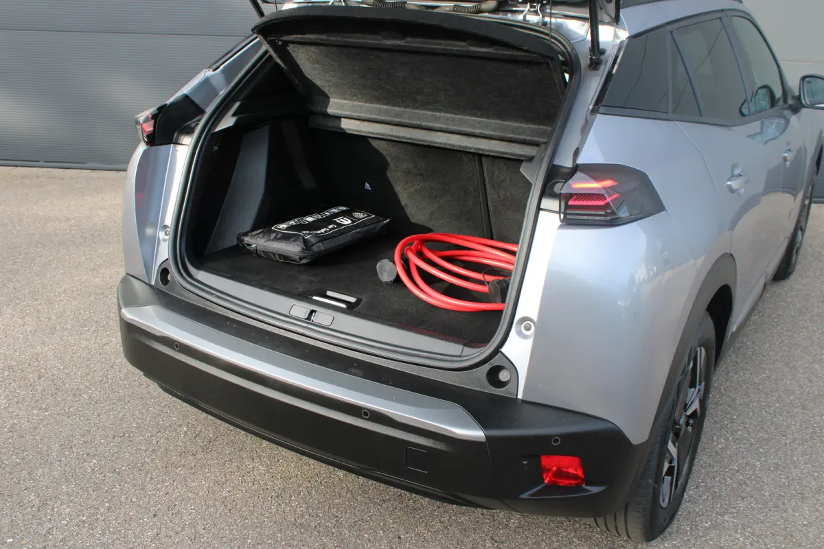 EV Allure 54 kWh | Warmtepomp | Fase 3 laden | 1e Eigenaar | NL auto | Navigatie | Camera | Apple carplay |