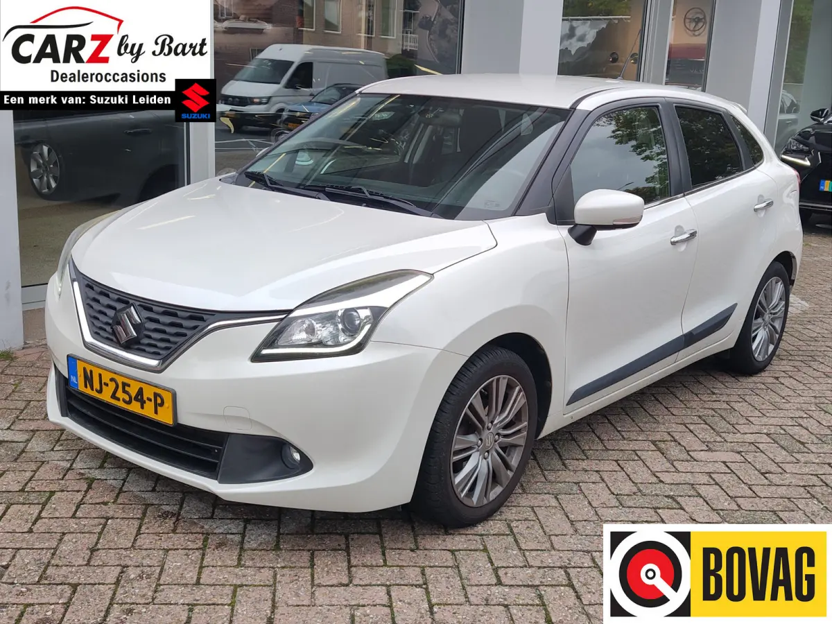 1.2 SMART HYBRID HIGH EXECUTIVE Xenon | Adaptive Cruise | Navi | Clima