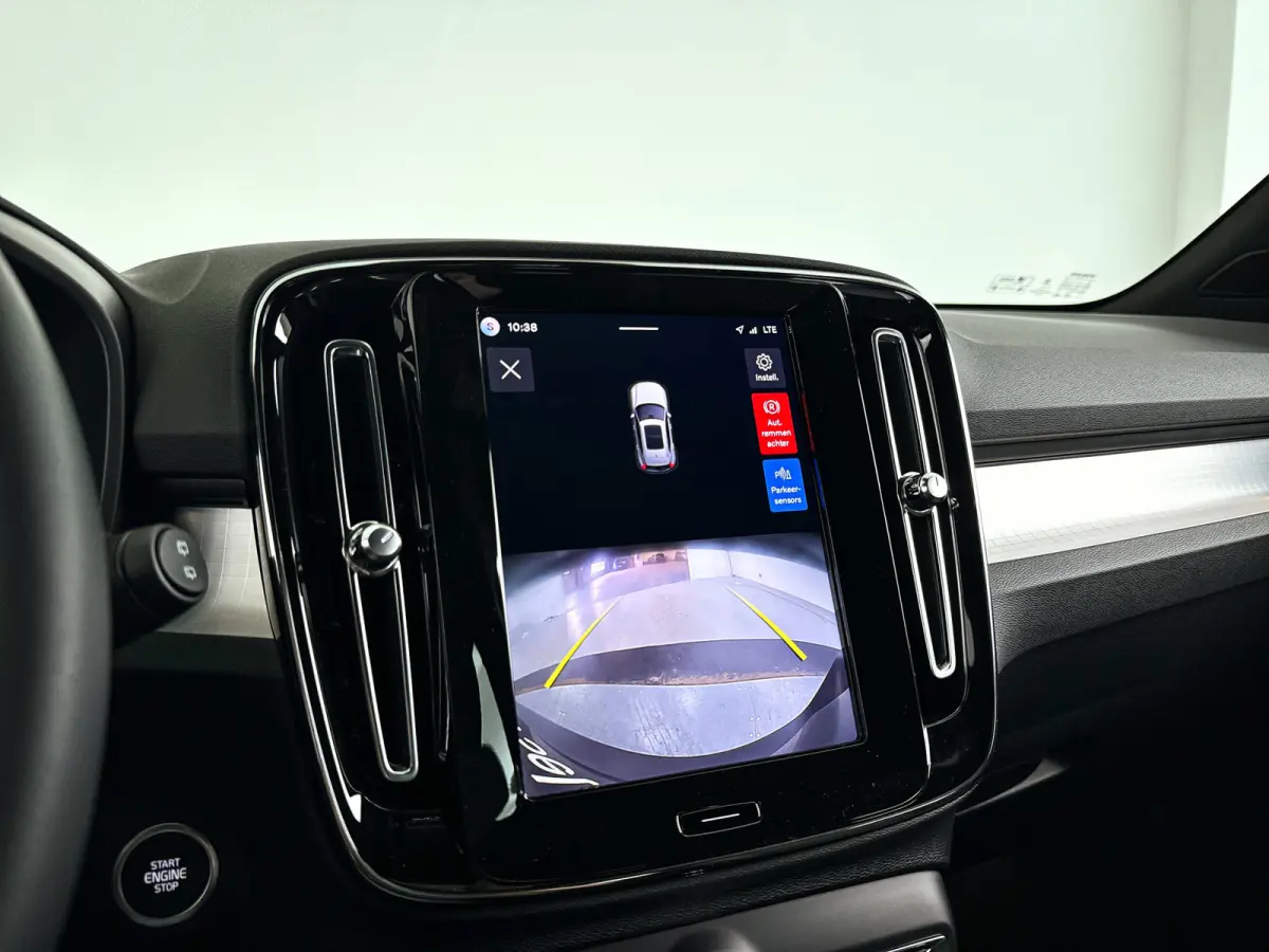 B4 Plus Dark | Parkeercamera | Stoel- en Stuurverwarming | Harman Kardon | Trekhaak