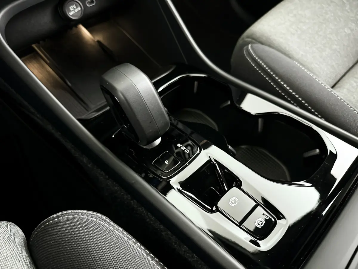 B4 Plus Dark | Parkeercamera | Stoel- en Stuurverwarming | Harman Kardon | Trekhaak