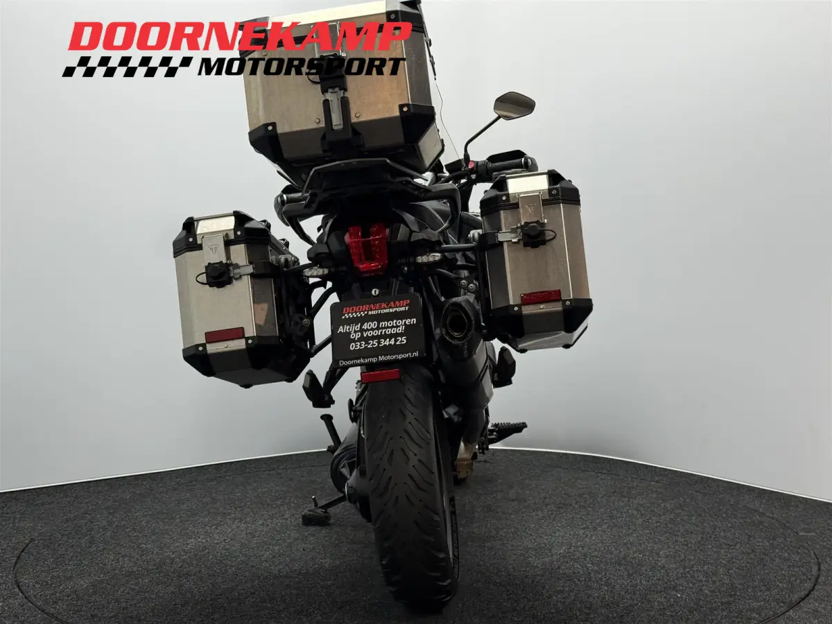1200 XRT