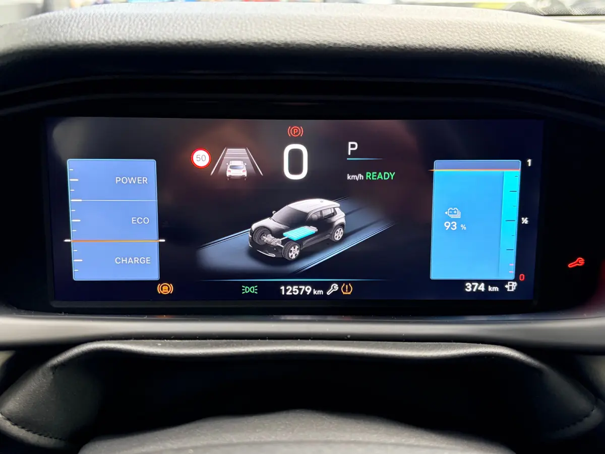Summit 54 kWh 156 PK | ADAPTIEVE CRUISE CONTROL| SFEERVERLICHTING| DODEHOEK DETECTIE| DRAADLOZE TELEFOONLADER| JEEP PERFORMANCE LED| CAMERA + PARKEERSENSOREN| APPLE CARPLAY/ANDROID AUTO| EER