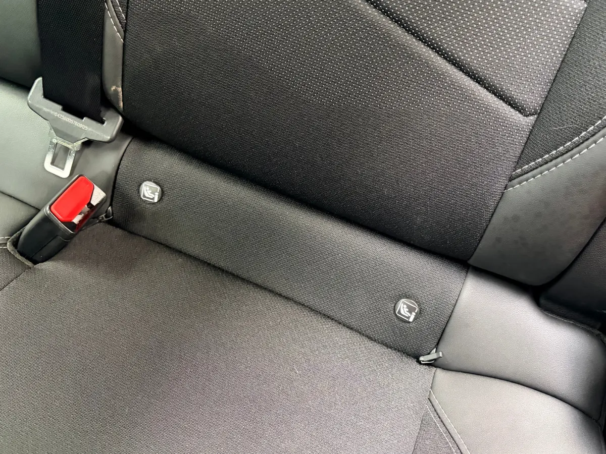 Summit 54 kWh 156 PK | ADAPTIEVE CRUISE CONTROL| SFEERVERLICHTING| DODEHOEK DETECTIE| DRAADLOZE TELEFOONLADER| JEEP PERFORMANCE LED| CAMERA + PARKEERSENSOREN| APPLE CARPLAY/ANDROID AUTO| EER
