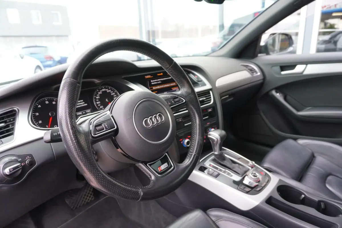 1.8 TFSI S Edition Automaat | Airco | Navigatie | 18 inch | Vol opties | Elek. Pakket | Inruil mogelijk